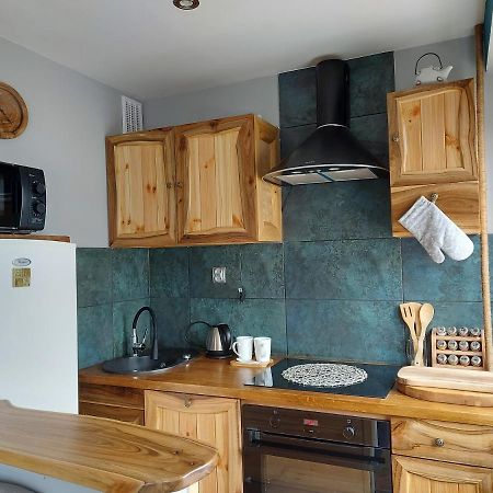 Apartament Bieszczadzka Aniolomania Apartamento Ustrzyki Dolne Exterior foto